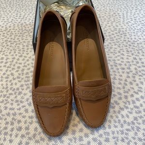 Bottega Veneta Tan driving loafers. Size 37